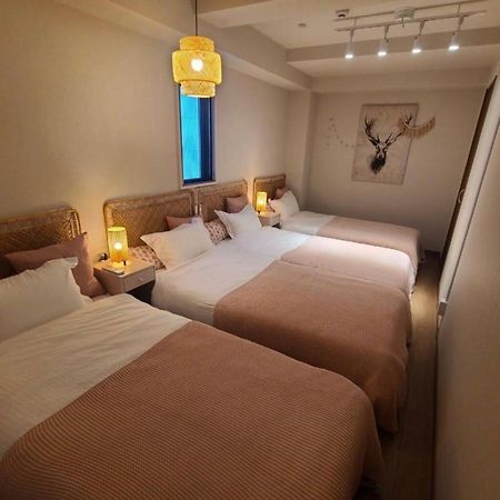 上野駅徒歩５分シングルベッド４台＋布団２セット1Ldk Appartement Tokio Buitenkant foto