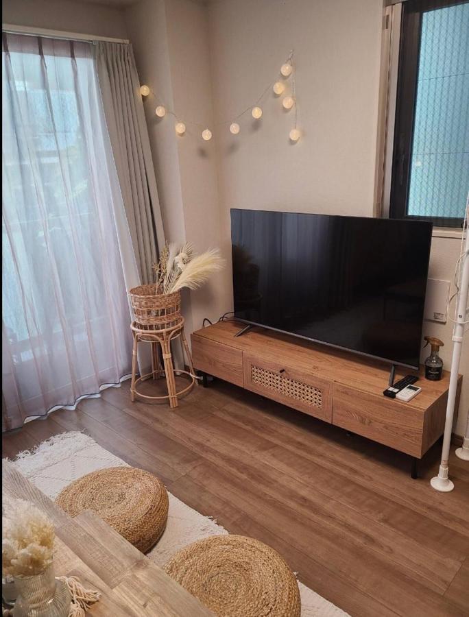 上野駅徒歩５分シングルベッド４台＋布団２セット1Ldk Appartement Tokio Buitenkant foto